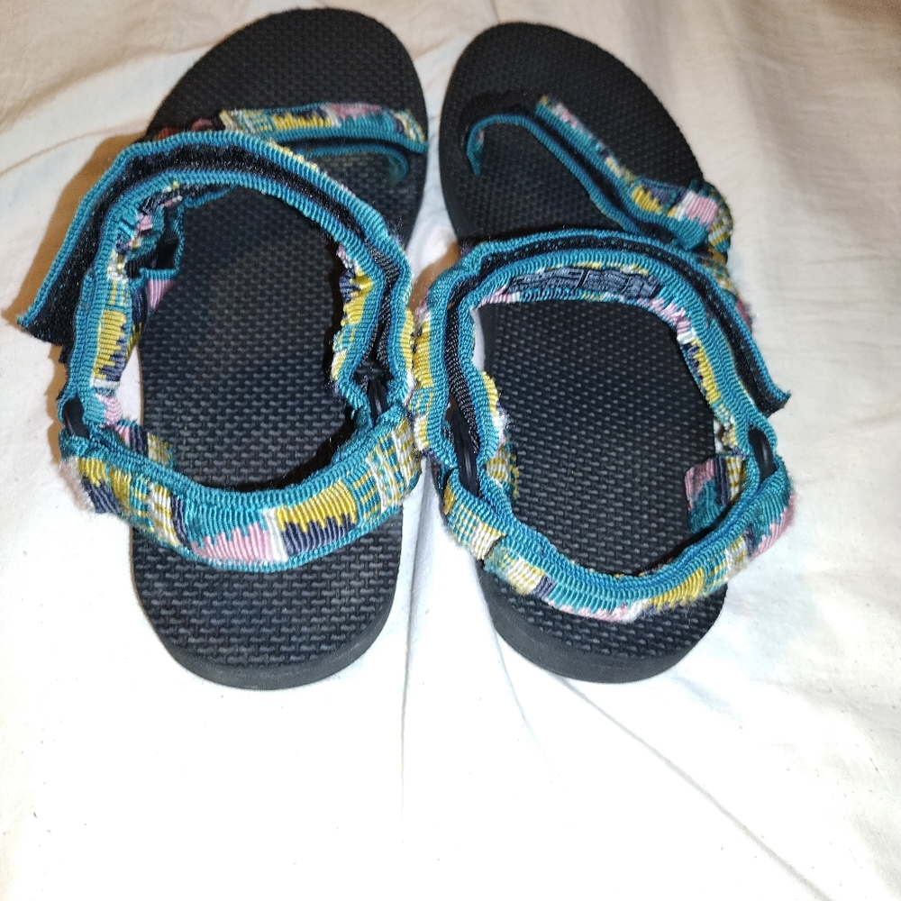 teva original universal sandal Size 9 Women's 1003987.Tribal Aztec vibe - Picture 3 of 9